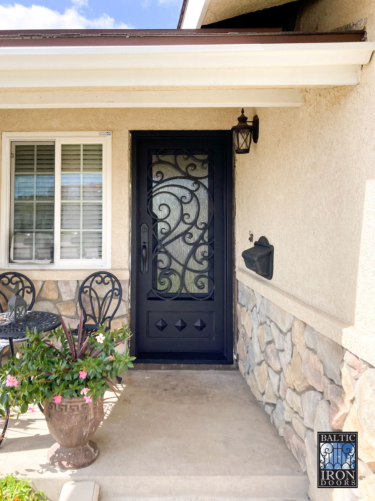 Transform your Orange County transitional-style home with metal steel doors. Explore the versatility and durability of custom doors, call our team today!